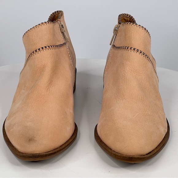 Lucky Brand Booties Beige Leather Ankle Boots Western Cowgirl Boho Cottage 6.5 - Picture 9 of 17